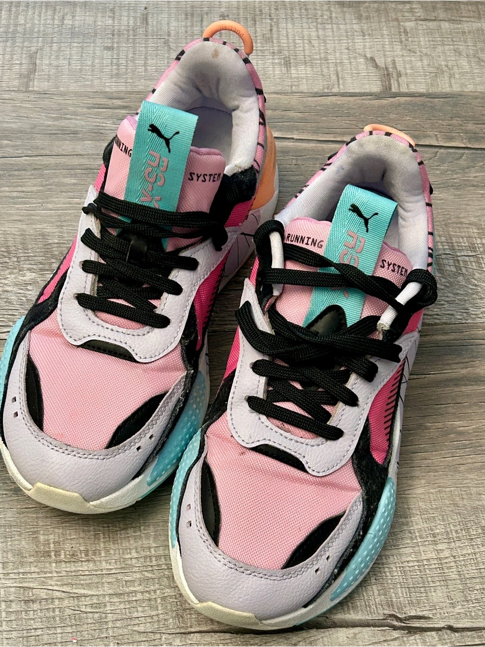 Puma women 6.5 Pink, Teal & Black Athletic running Sneakers